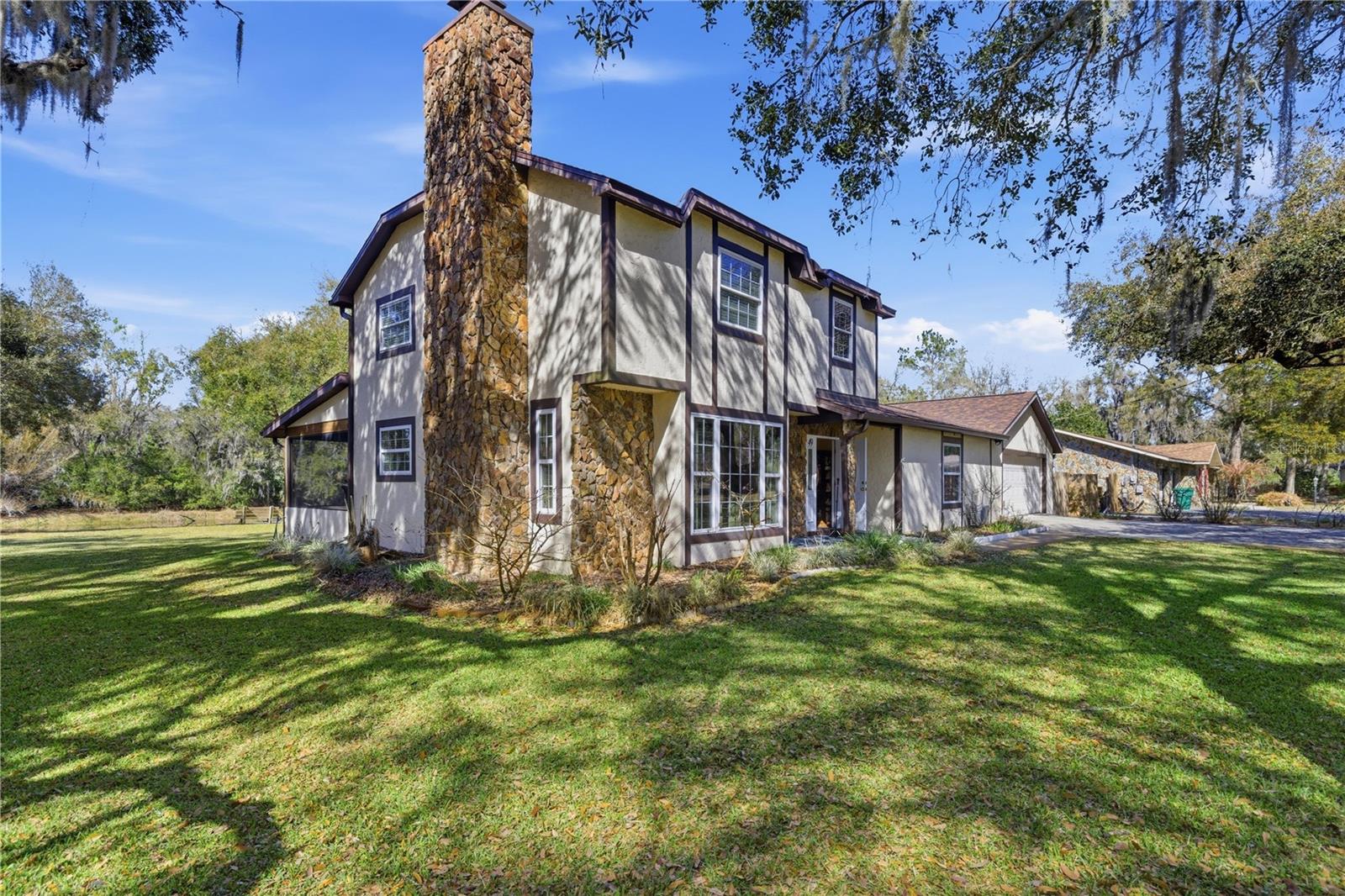 ARCHWOOD ESTATES - Residential