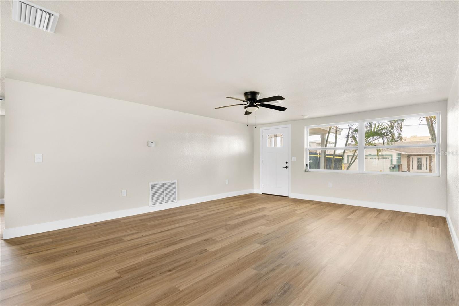 HUDSON BEACH ESTATES - Residential