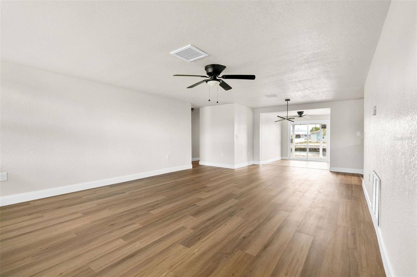 HUDSON BEACH ESTATES - Residential