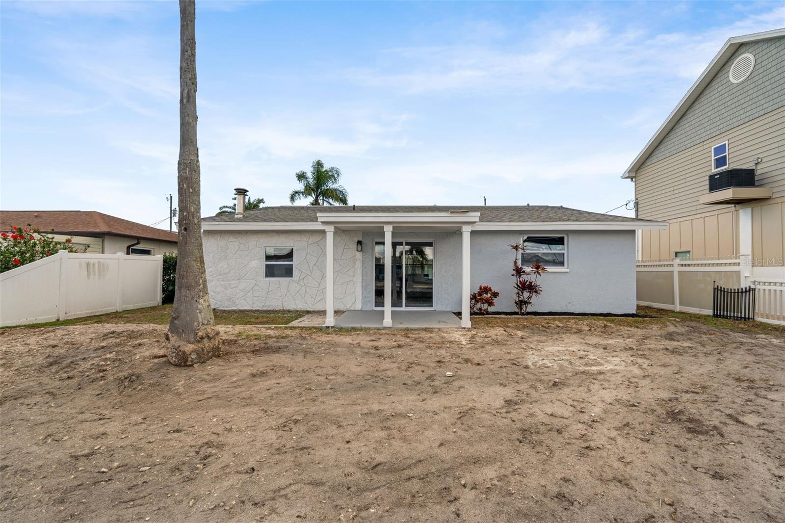 HUDSON BEACH ESTATES - Residential