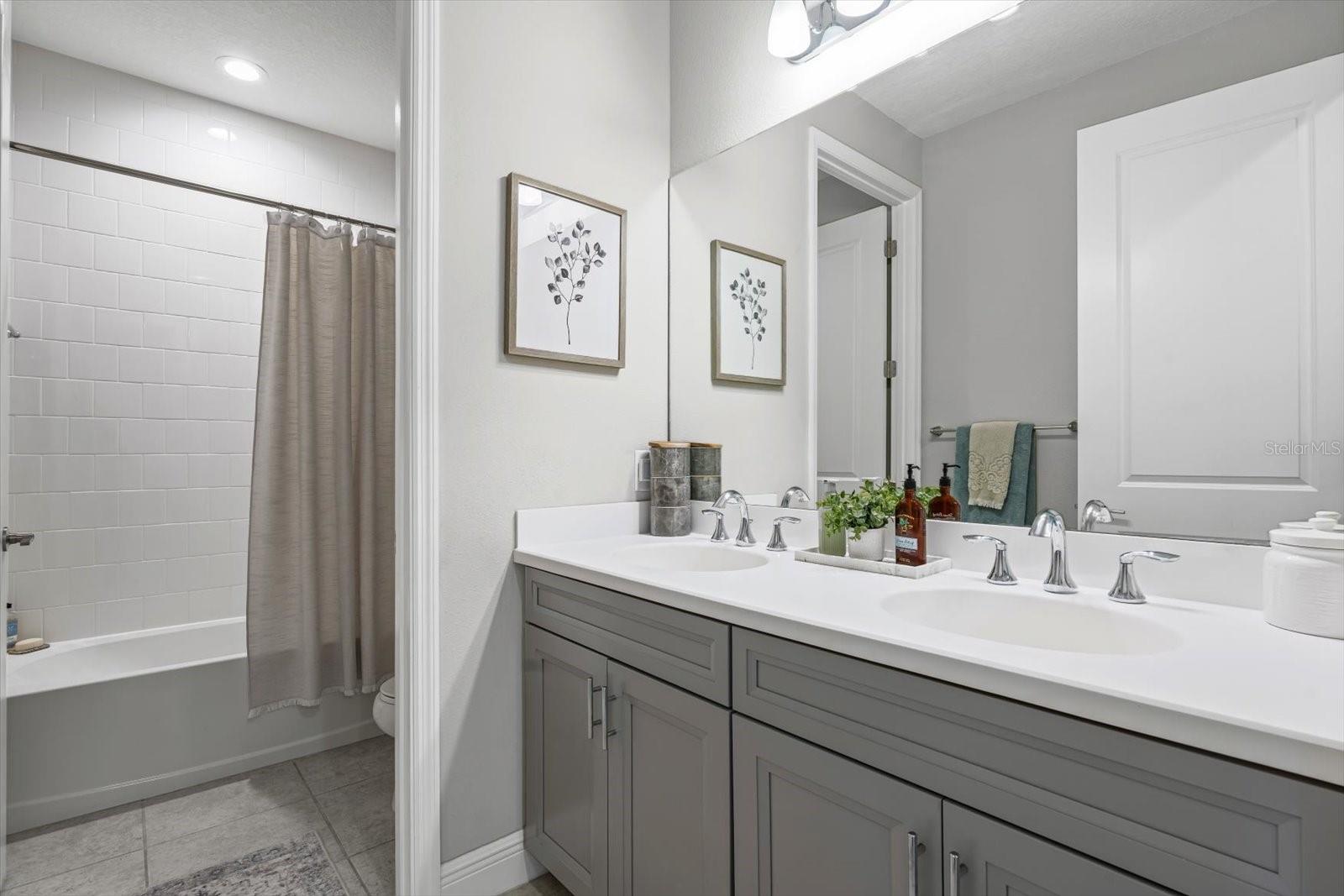 GRAND PALM - Residential
