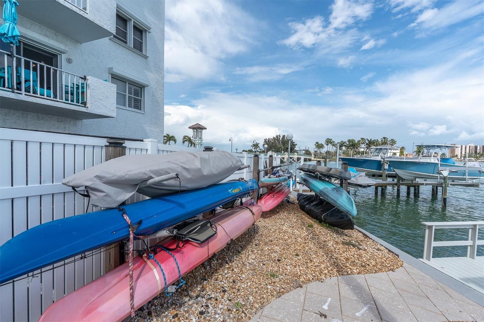 ST JAMES CONDO - Residential