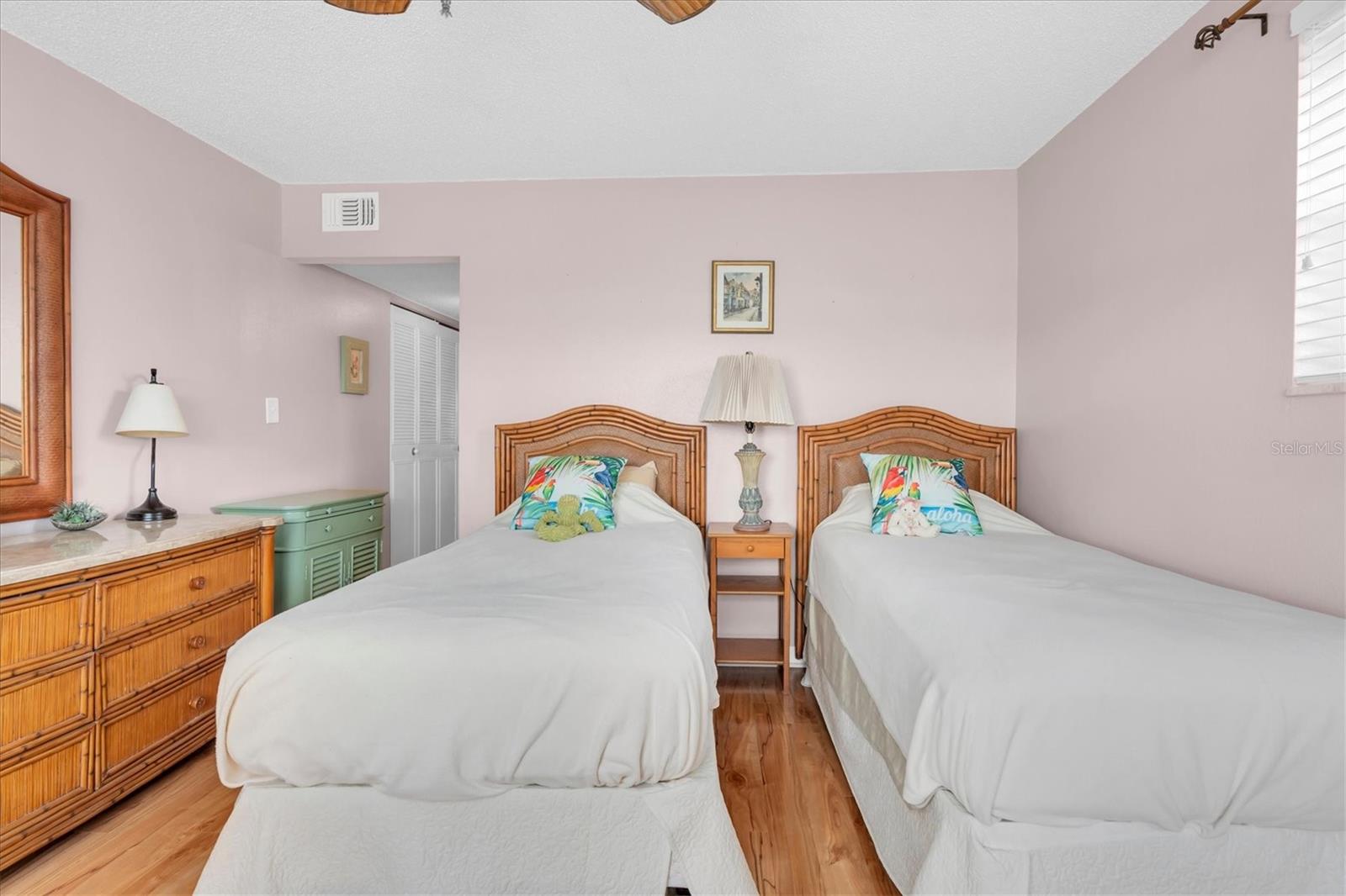 ST JAMES CONDO - Residential