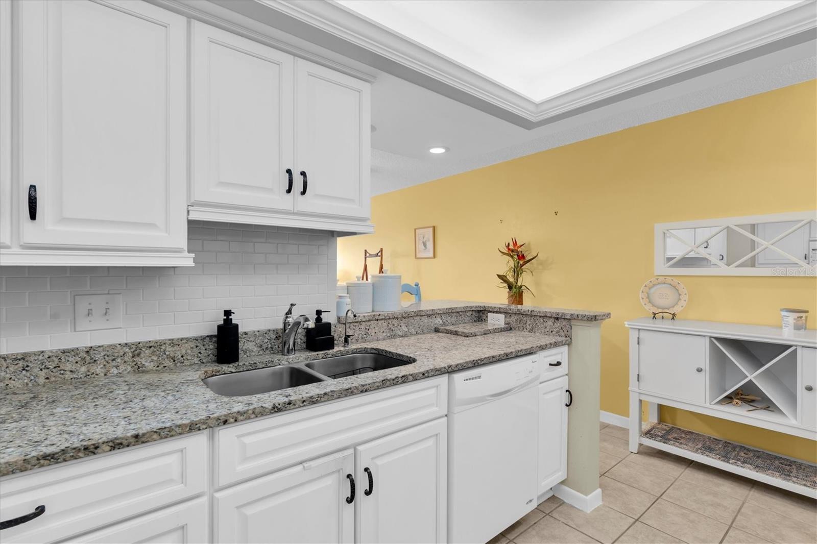 ST JAMES CONDO - Residential