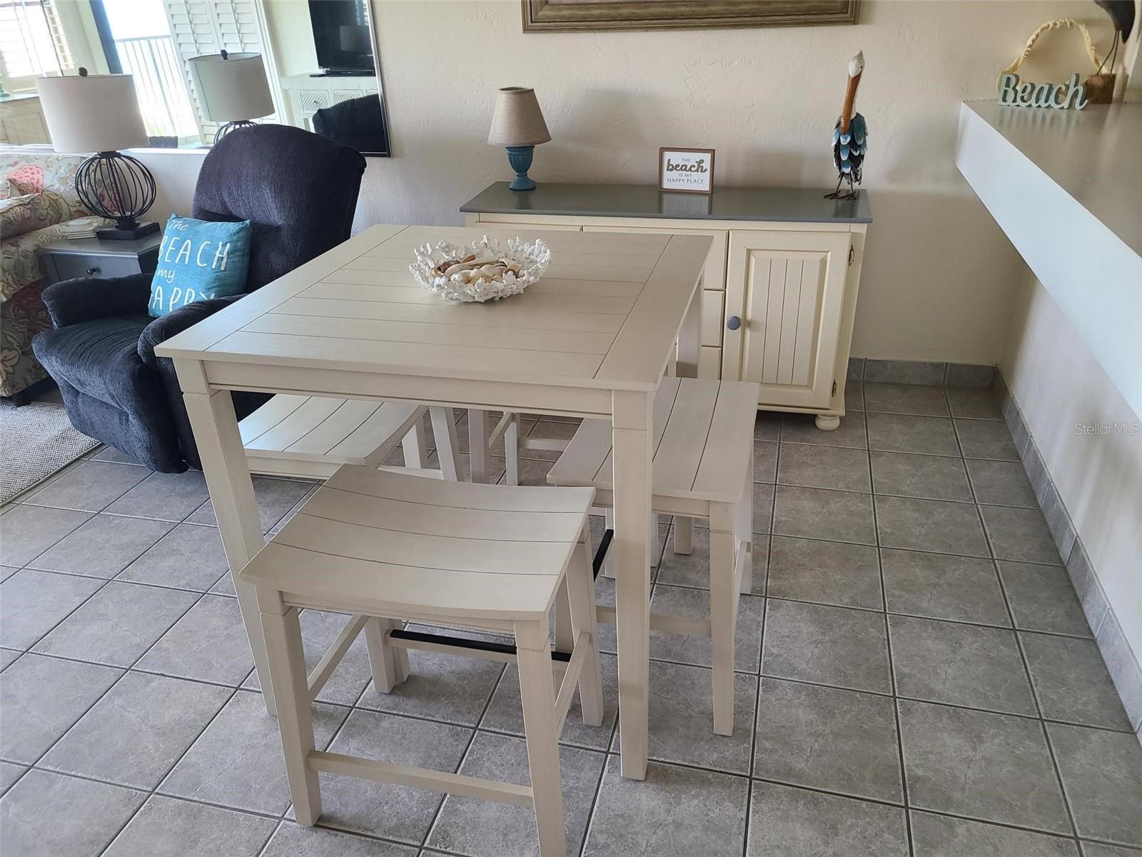 CASTLE REEF CONDO - Residential