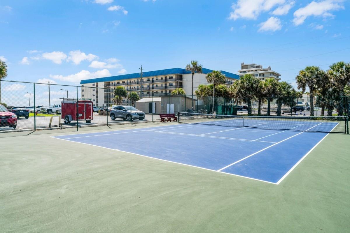 CASTLE REEF CONDO - Residential