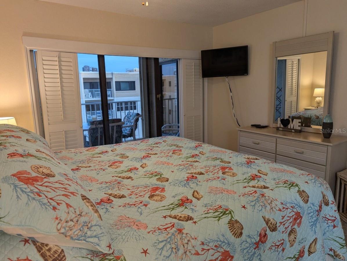 CASTLE REEF CONDO - Residential