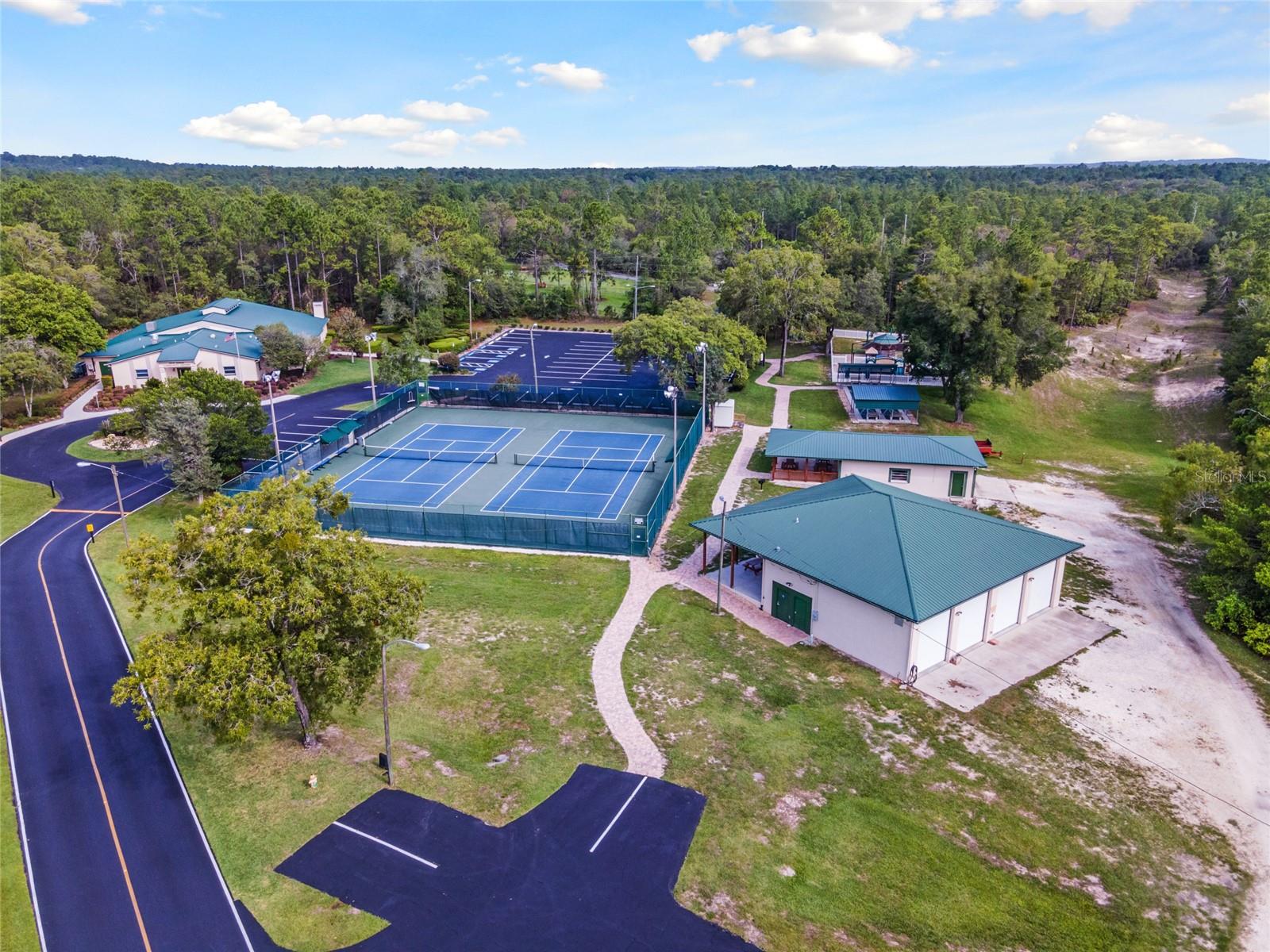PINE RIDGE UNIT 03 - Residential