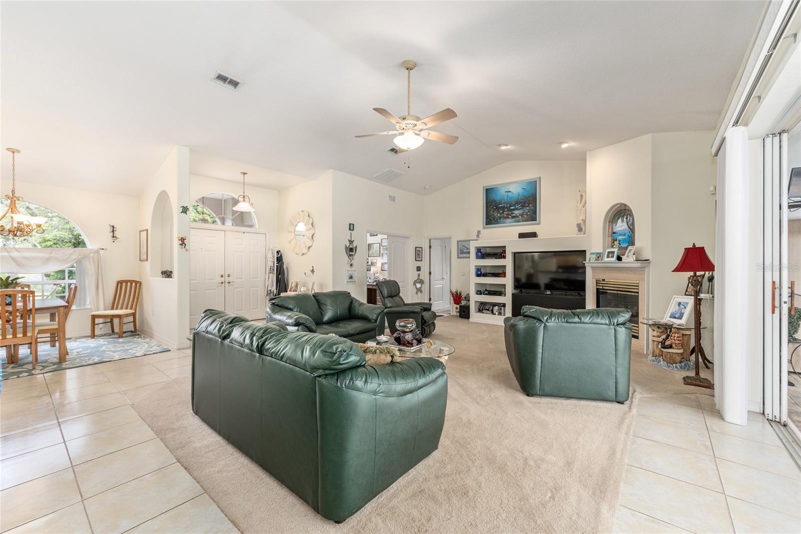 PINE RIDGE UNIT 03 - Residential