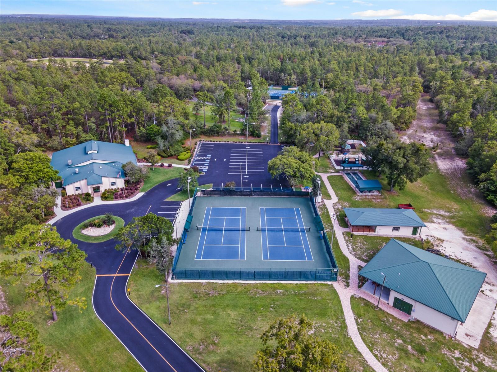 PINE RIDGE UNIT 03 - Residential