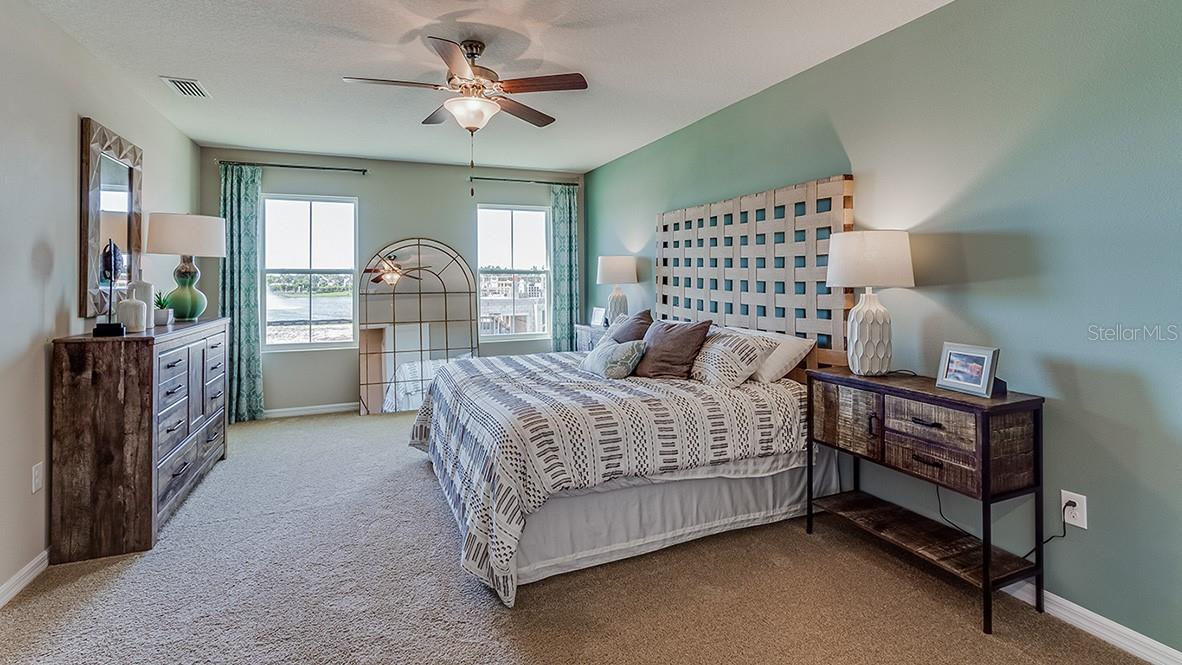 BELLA LAGO - Residential