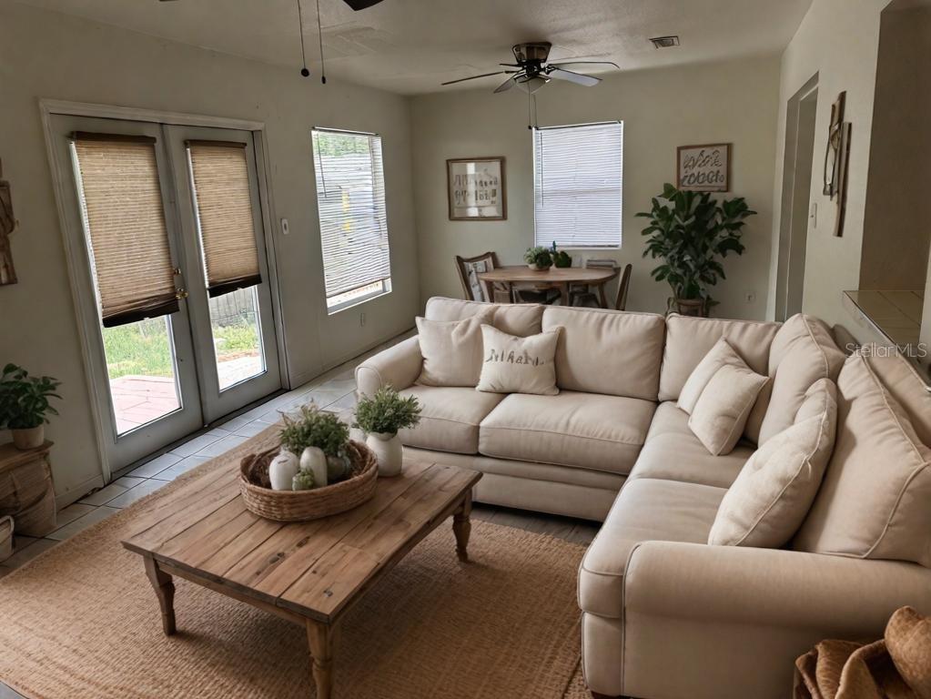 LAKE SHORE ESTATES - Residential Lease