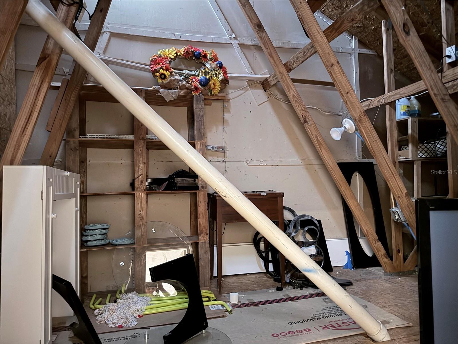 ENCLAVE THE - Residential