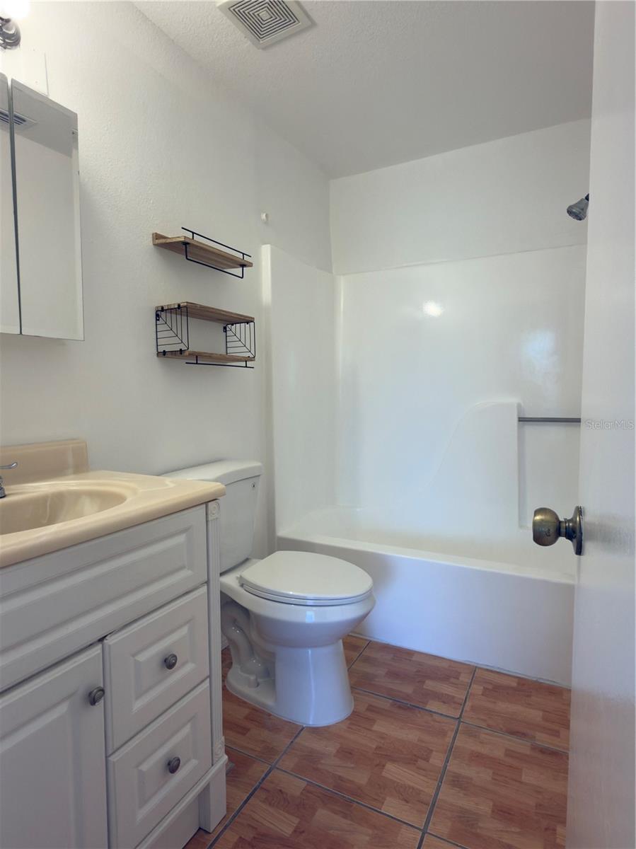 ENCLAVE THE - Residential