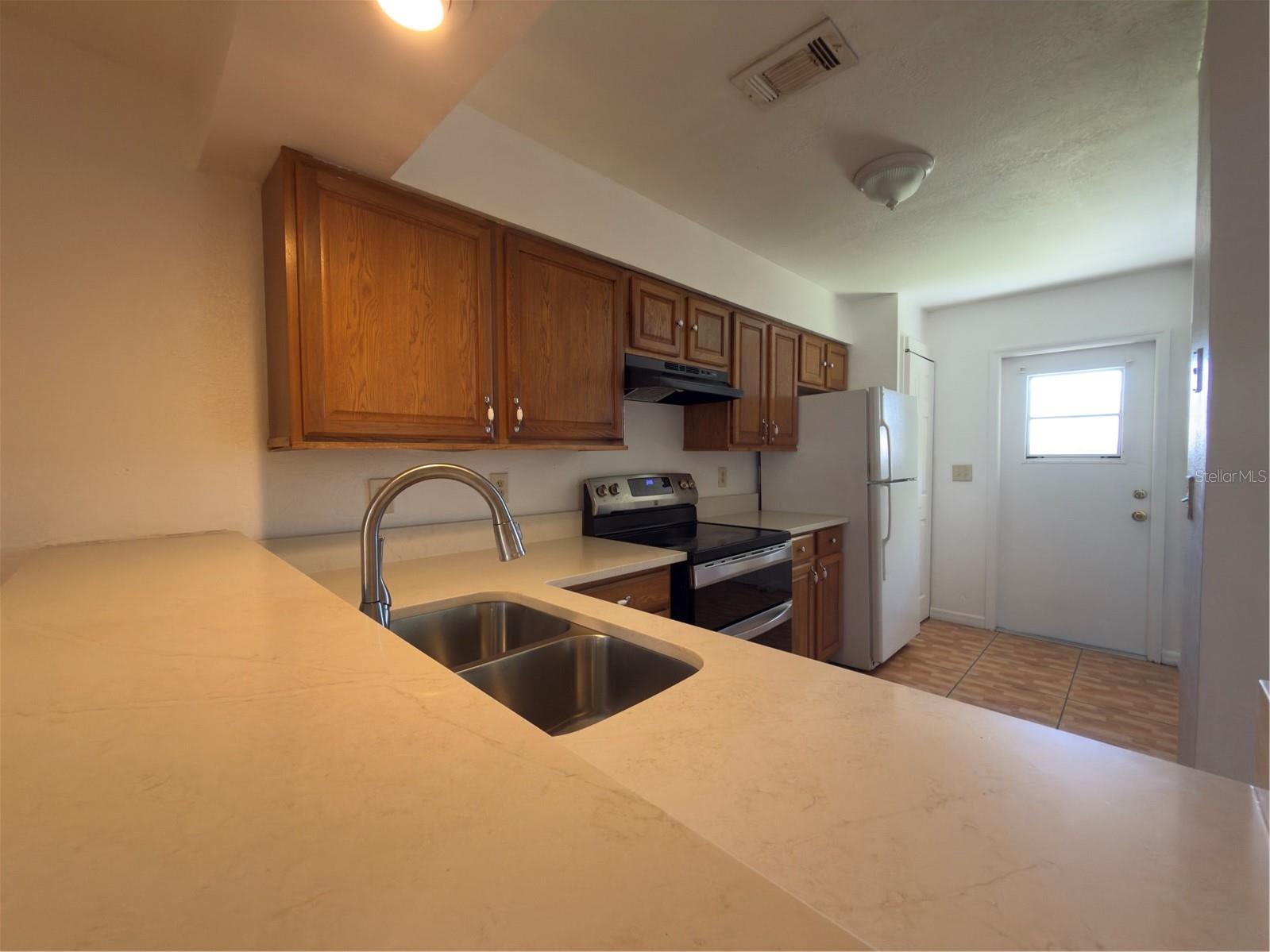 ENCLAVE THE - Residential