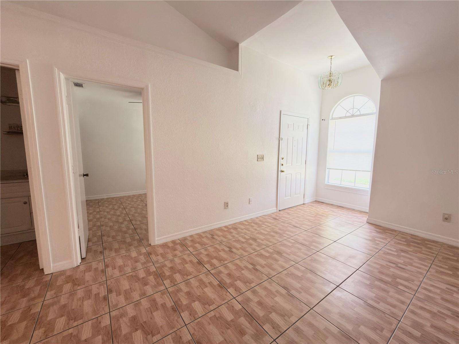 ENCLAVE THE - Residential