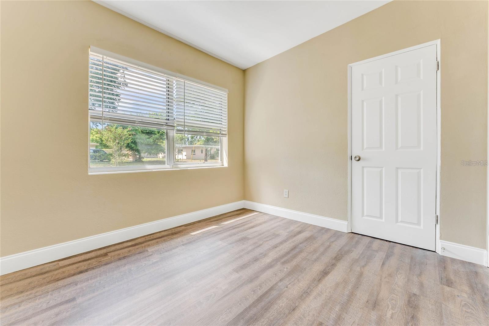 RIO GRANDE TERRACE - Residential