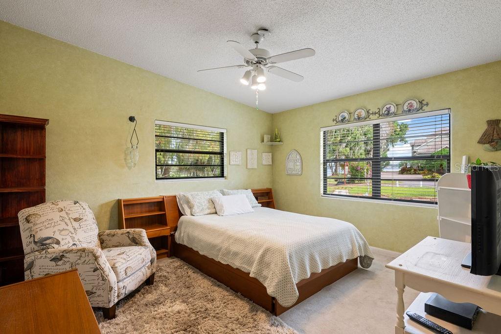 DAVIS SHORES - Residential