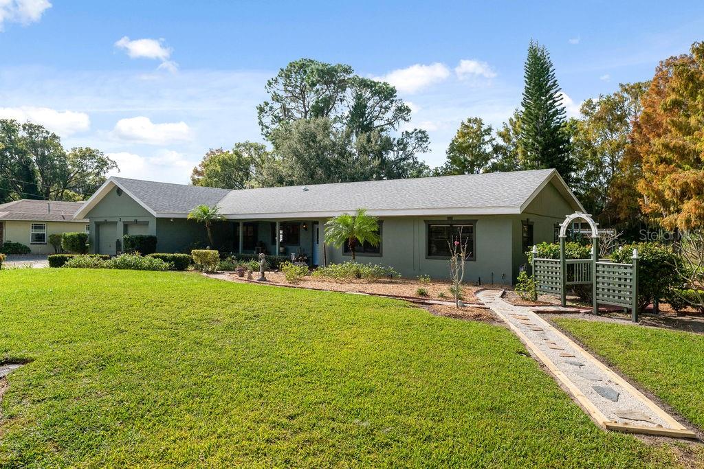 DAVIS SHORES - Residential