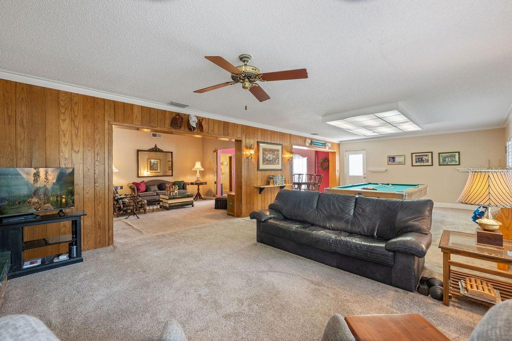 DAVIS SHORES - Residential