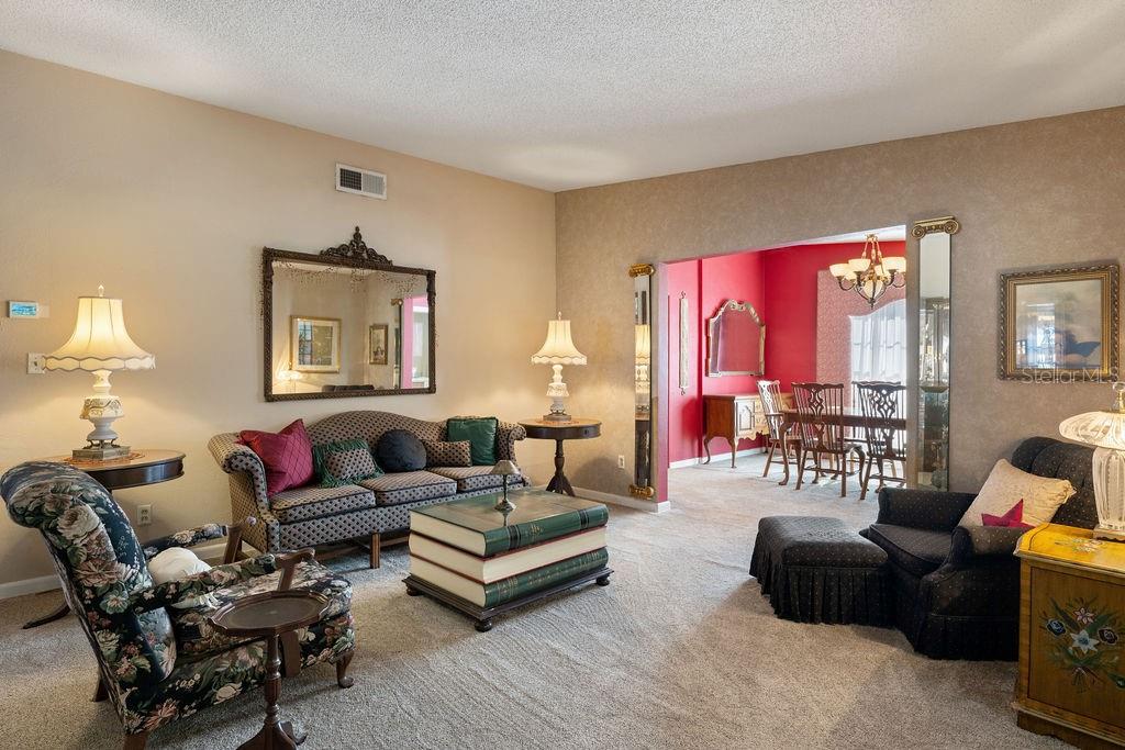 DAVIS SHORES - Residential