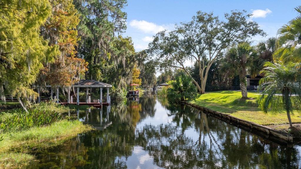 DAVIS SHORES - Residential