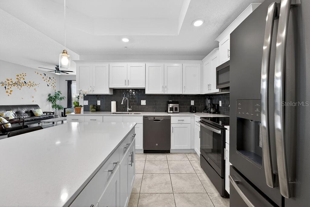 THE TERRACES AT STOREY LAKE CONDO 3 PH 8 - Residential