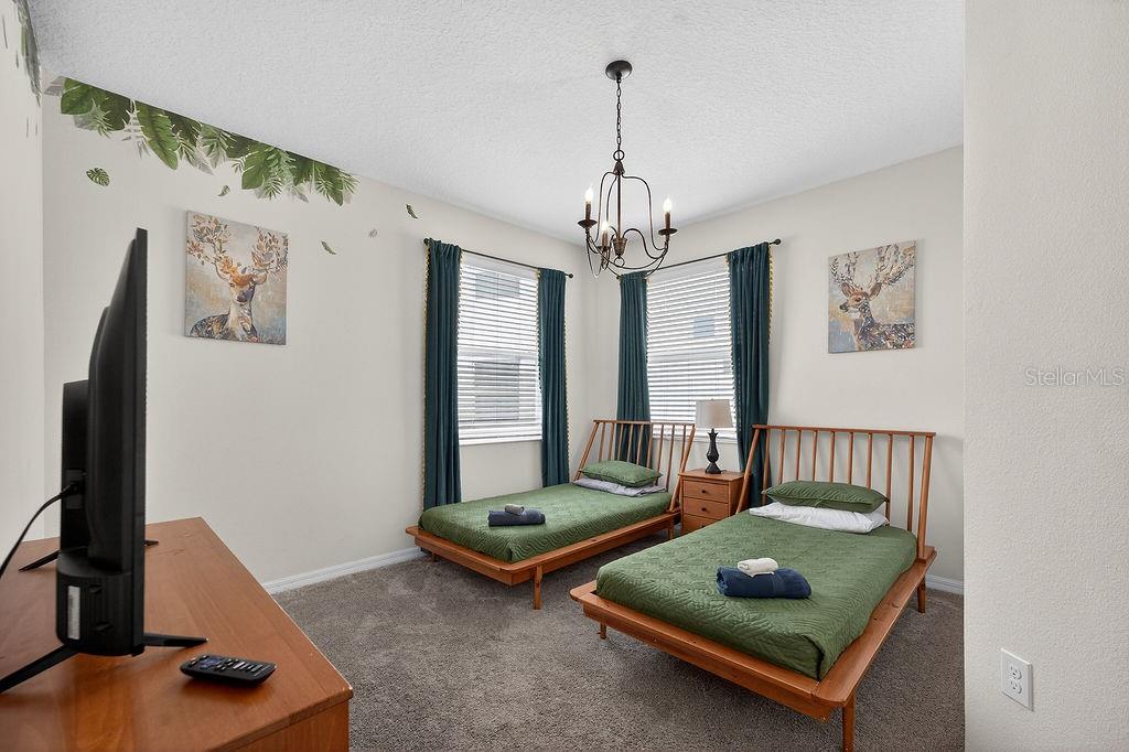 THE TERRACES AT STOREY LAKE CONDO 3 PH 8 - Residential