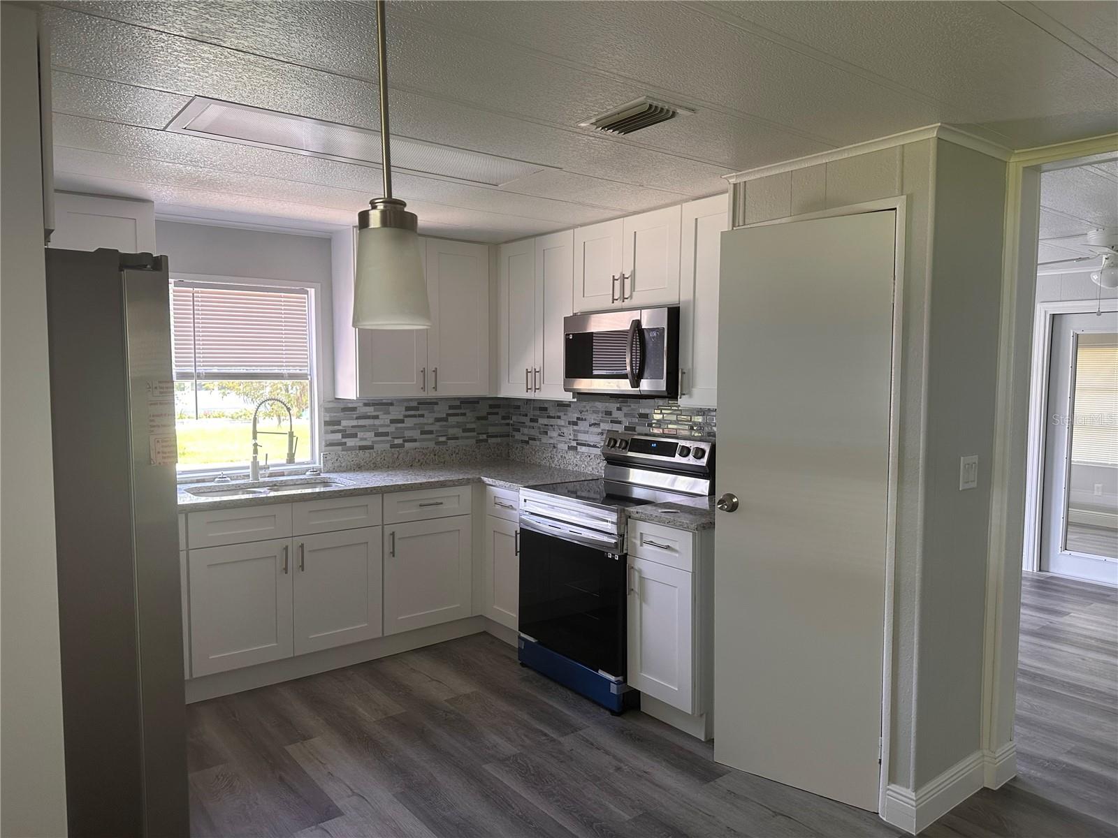 BANBURY VILLAGE CONDO - Residential