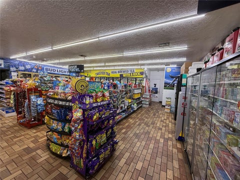 Tiny photo for 14725 S Us Highway 441, Summerfield, FL 34491 (MLS # G5118729)