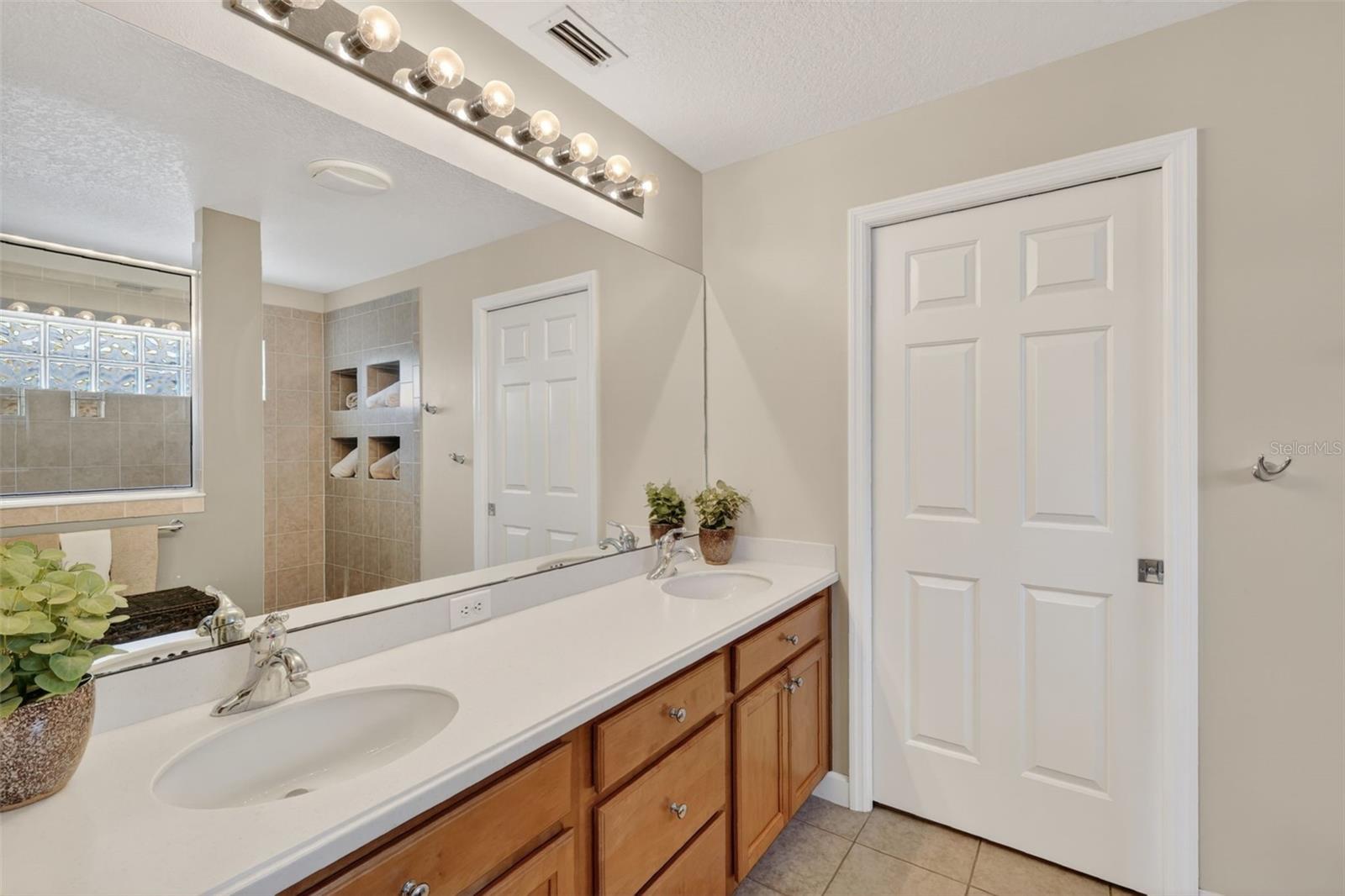 MOUNT DORA LAKES OF MOUNT DORA PH 02 - Residential