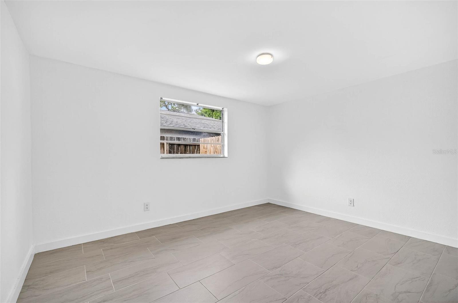 PRESCOTTS C W ADD TO POR - Residential Lease