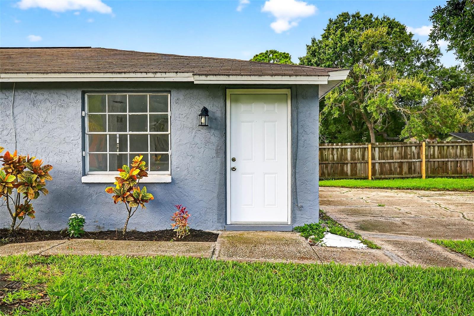 PRESCOTTS C W ADD TO POR - Residential Lease