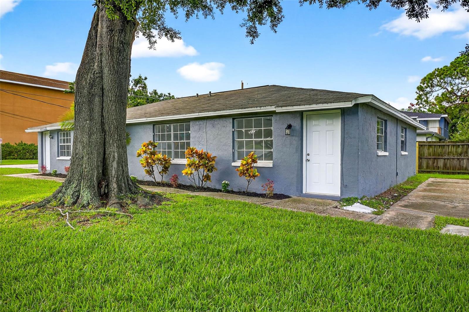 PRESCOTTS C W ADD TO POR - Residential Lease