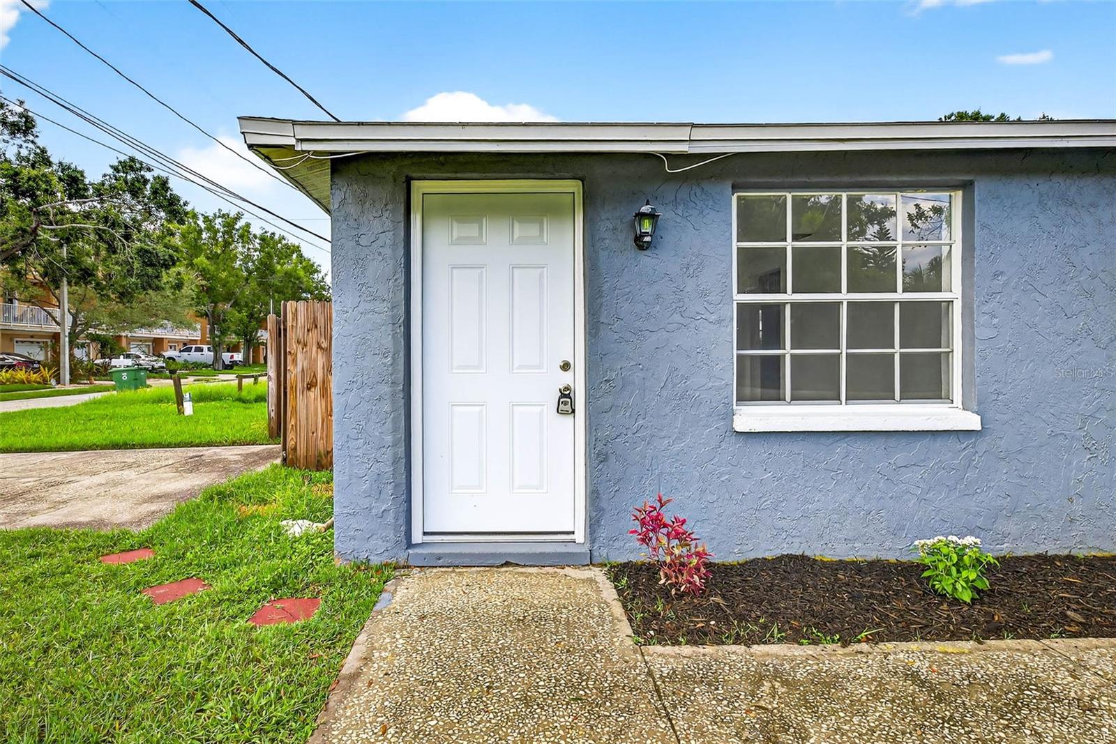 PRESCOTTS C W ADD TO POR - Residential Lease