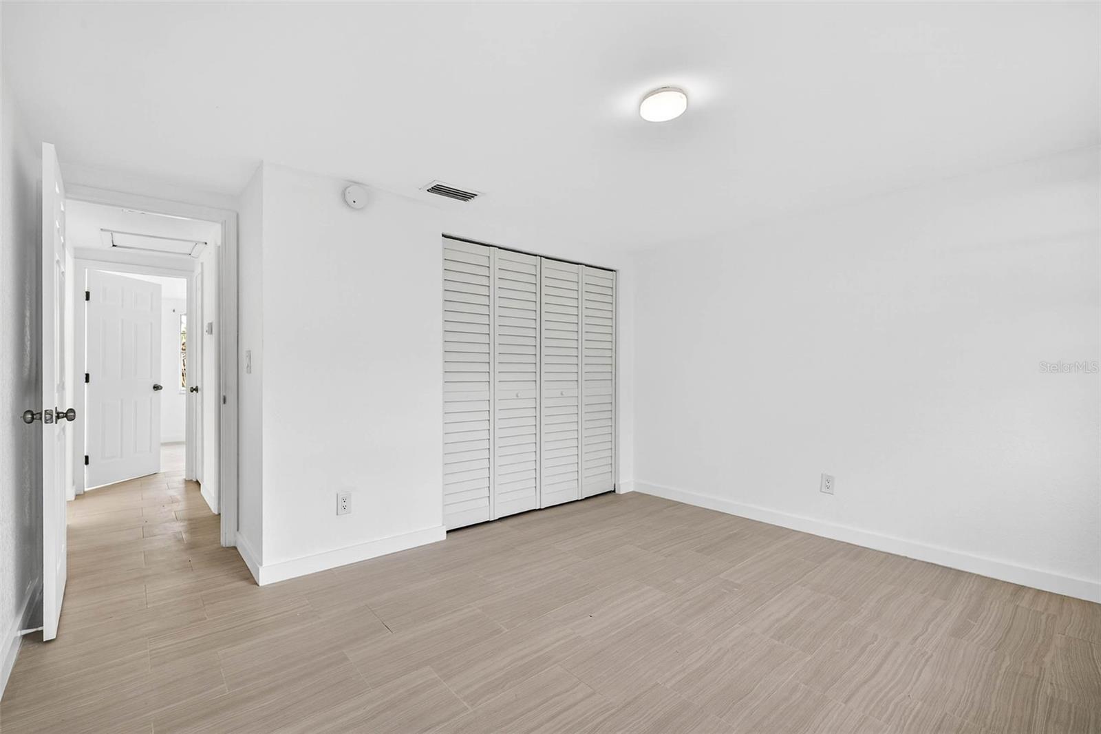 PRESCOTTS C W ADD TO POR - Residential Lease