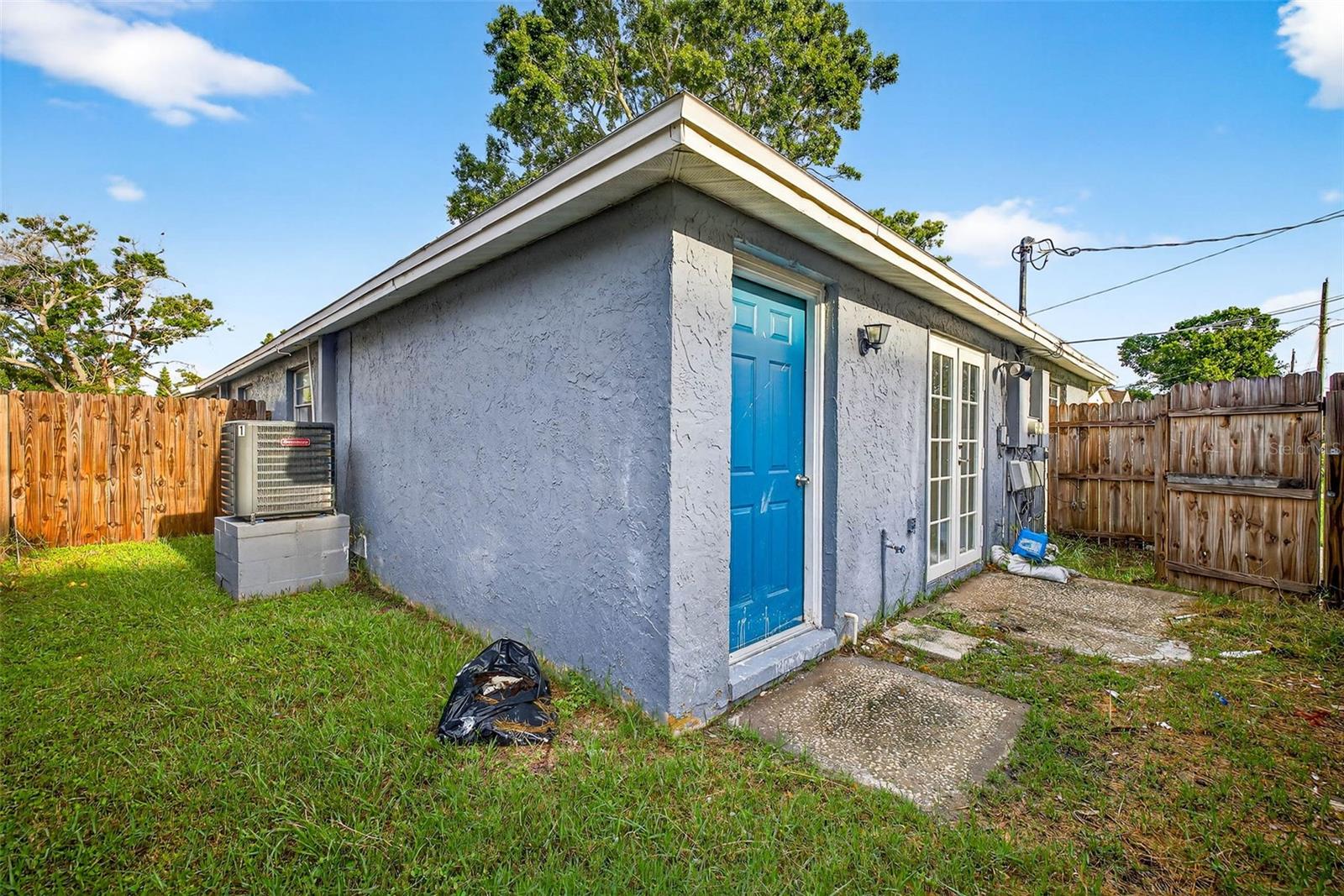 PRESCOTTS C W ADD TO POR - Residential Lease