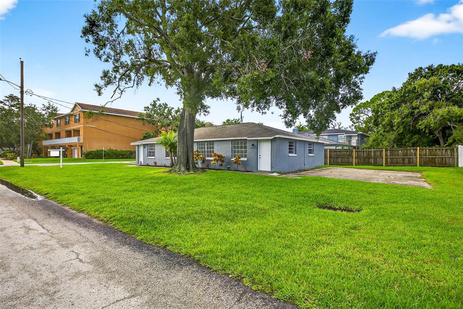 One or more photo(s) has been virtually staged. Welcome to 6801 S Faul St, a beautifully remodeled half-duplex home offering stylish comfort and versatility in one of Tampa’s most sought-after neighborhoods. With fresh paint, new floors, updated lighting, modern kitchens, and remodeled bathrooms, both units are move-in ready—and priced to rent quickly at $1,700 for each unit. Duplex A (2 Bed | 1.5 Bath) features an open floor plan with a bright kitchen, breakfast bar, new stainless steel appliances, and a cozy breakfast nook with French doors that open to your private yard—ideal for enjoying fresh air or letting your small pet out. A laundry/utility room adds everyday convenience with its own exterior door to the yard. The spacious primary bedroom includes a built-in closet and updated full bath, while a second bedroom and nearby half bath complete the layout. Duplex B (2 Bed | 1 Bath) mirrors the same modern design with an open living area, upgraded kitchen, and two comfortable bedrooms with a stylish full bath.
The South Tampa area is in high demand, with proximity to MacDill AFB, Bayshore Blvd, Downtown Tampa, Hyde Park, and the Westshore business district. Schedule your showing today!