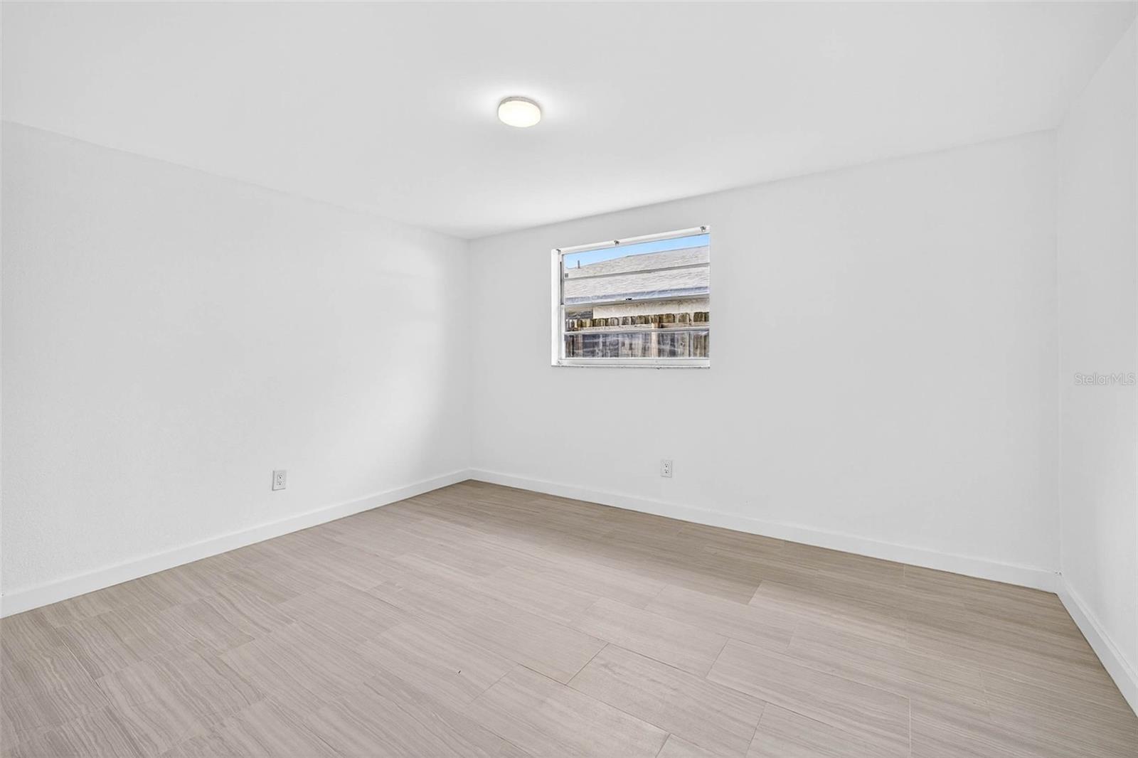 PRESCOTTS C W ADD TO POR - Residential Lease