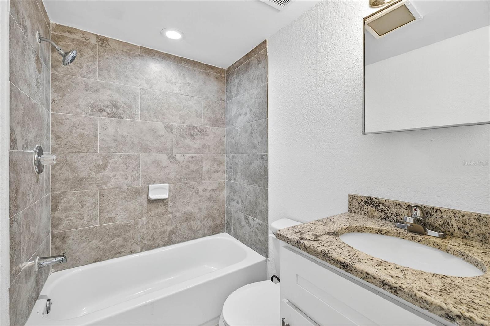 PRESCOTTS C W ADD TO POR - Residential Lease