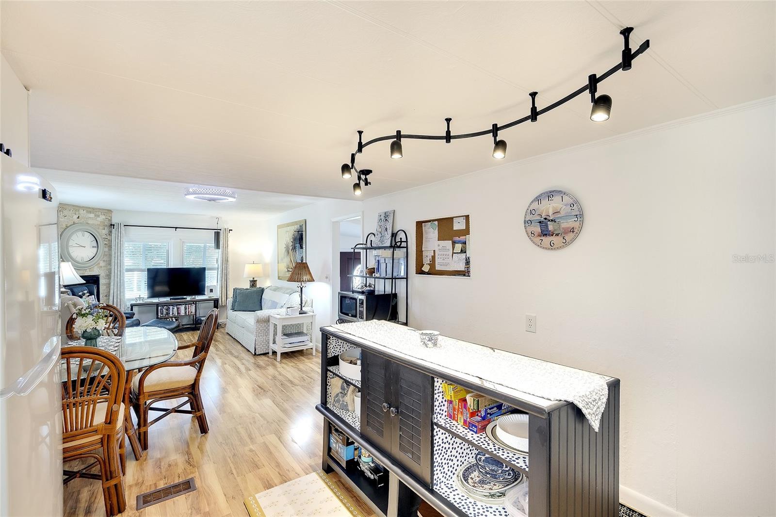 MOBILE ESTATES - Residential