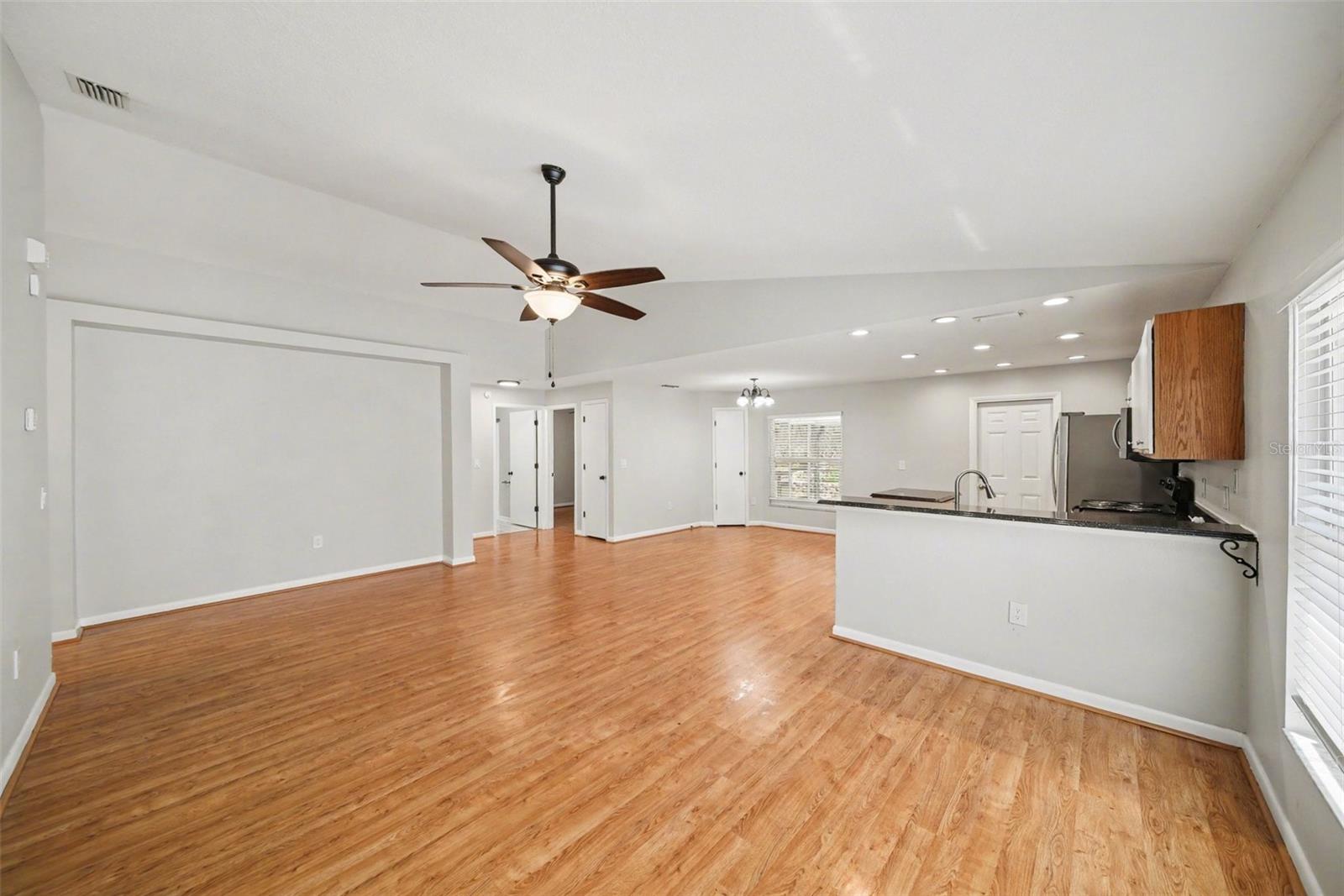 CAMDEN OAKS REP - Residential