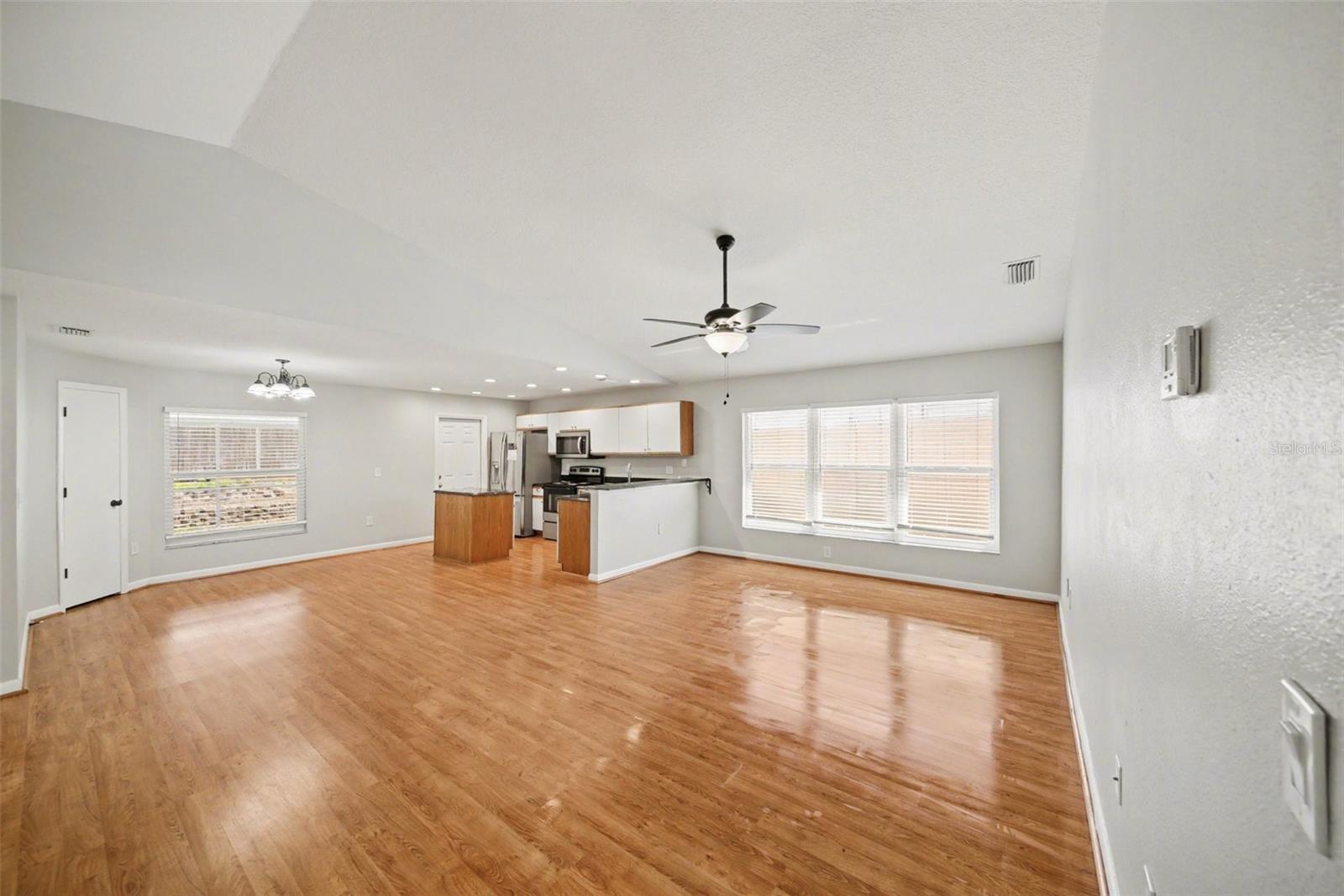 CAMDEN OAKS REP - Residential