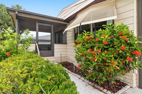 A home in LAKELAND