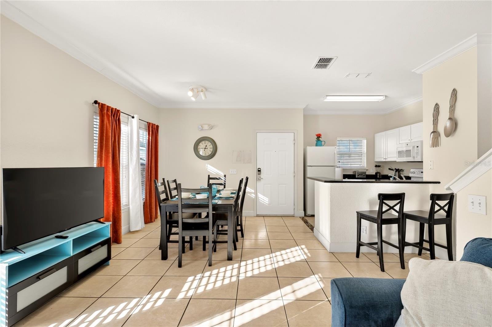 2950 LUCAYAN HARBOUR CIR 105