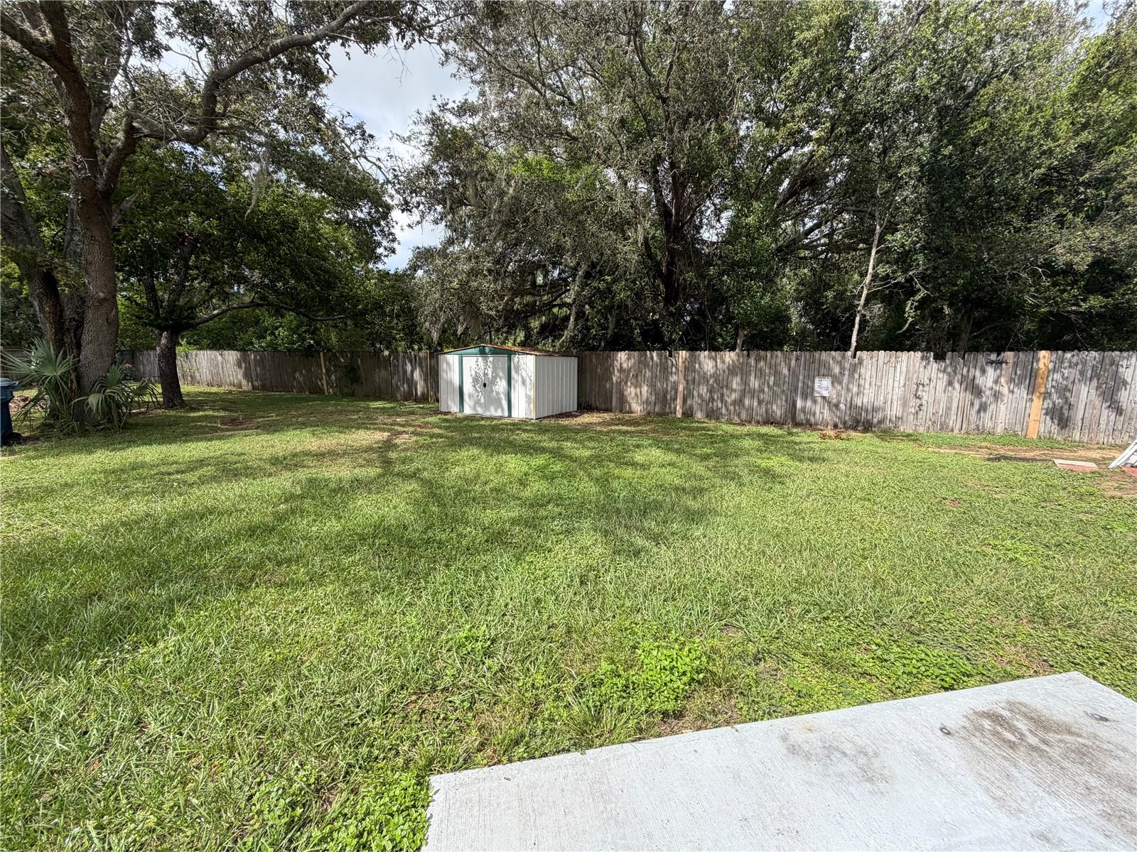 TAVARES CRYSTAL SUB - Residential Lease