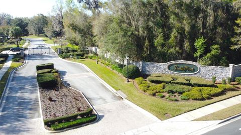 Tiny photo for 0000 SE 17th Court, Ocala, FL 34471 (MLS # OM698973)