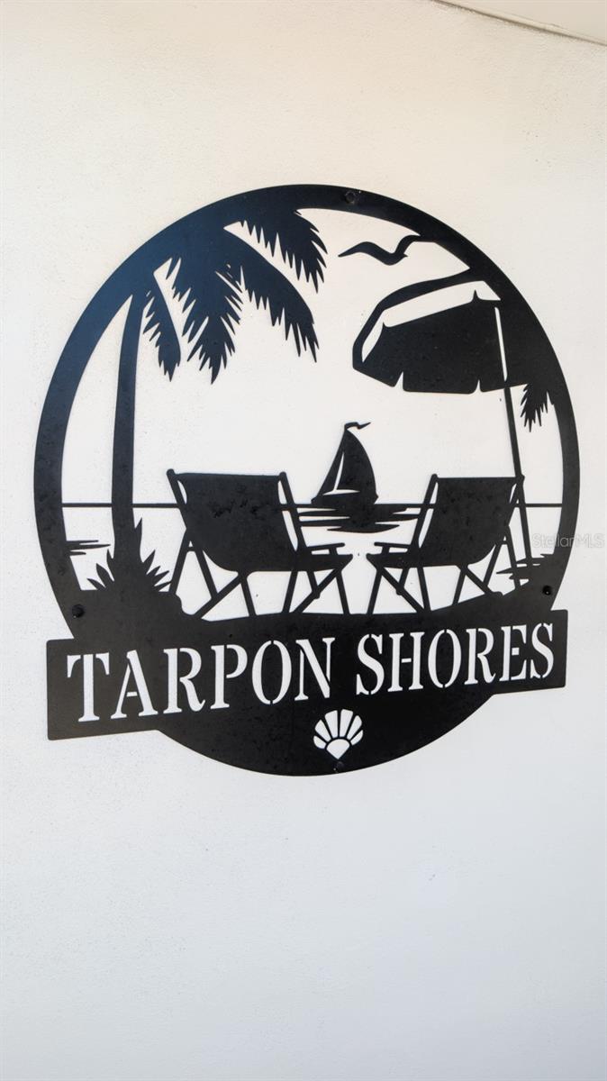 TARPON SHORES MOBILE HOME VILLASGE - Residential