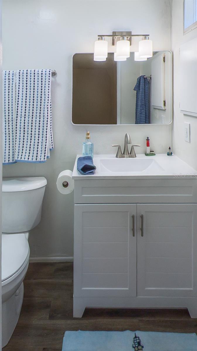 TARPON SHORES MOBILE HOME VILLASGE - Residential