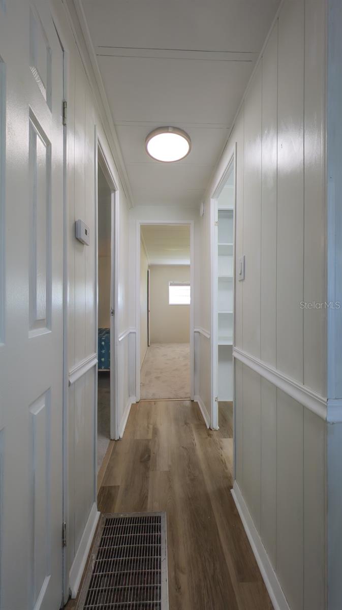 TARPON SHORES MOBILE HOME VILLASGE - Residential